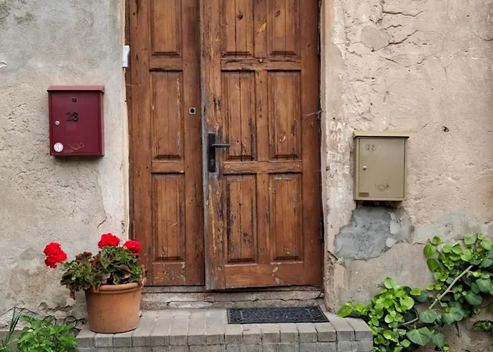 In Heart Of Uzupis - Perfect Location Apartment